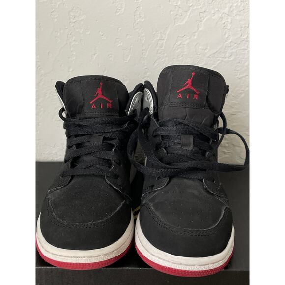 Nike Air Jordan 1 Mid Johnny Kilroy Black Red Silver Youth 4.5 - Picture 3 of 12